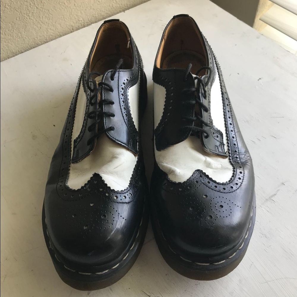 Dr Martens Wing Tips